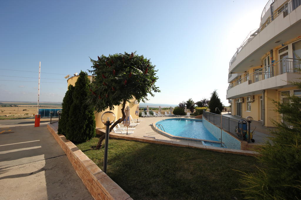 Menada Sunset Kosharitsa Apartments المظهر الخارجي الصورة