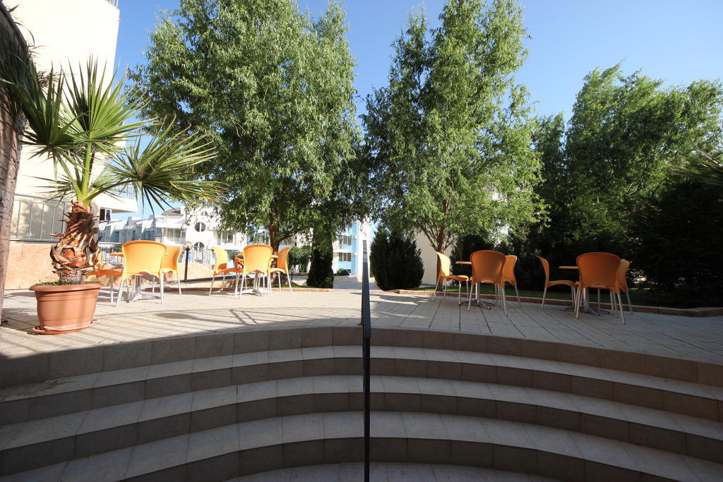 Menada Sunset Kosharitsa Apartments المظهر الخارجي الصورة