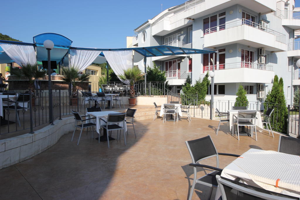 Menada Sunset Kosharitsa Apartments المظهر الخارجي الصورة