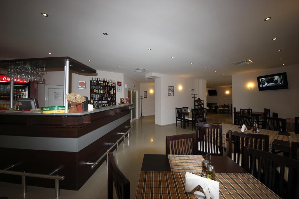 Menada Sunset Kosharitsa Apartments المظهر الخارجي الصورة