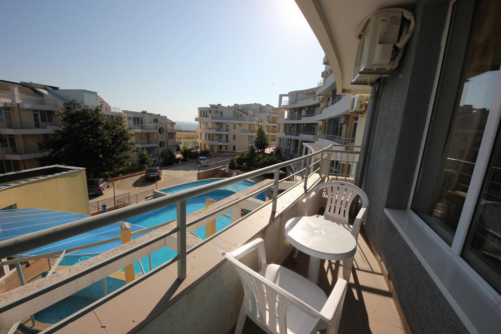 Menada Sunset Kosharitsa Apartments المظهر الخارجي الصورة