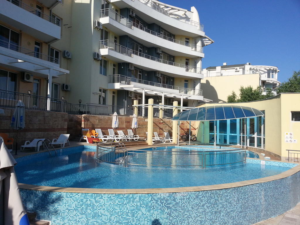 Menada Sunset Kosharitsa Apartments المظهر الخارجي الصورة