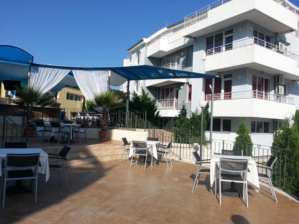 Menada Sunset Kosharitsa Apartments المظهر الخارجي الصورة
