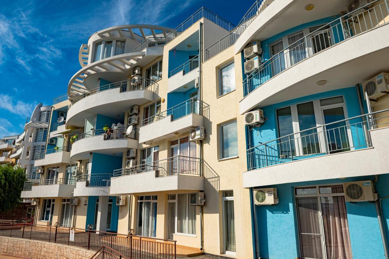 Menada Sunset Kosharitsa Apartments المظهر الخارجي الصورة